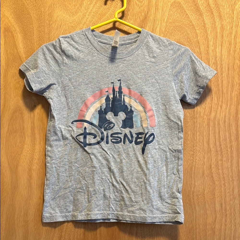 Disney Kids Gray Tee with Castle and Rainbow